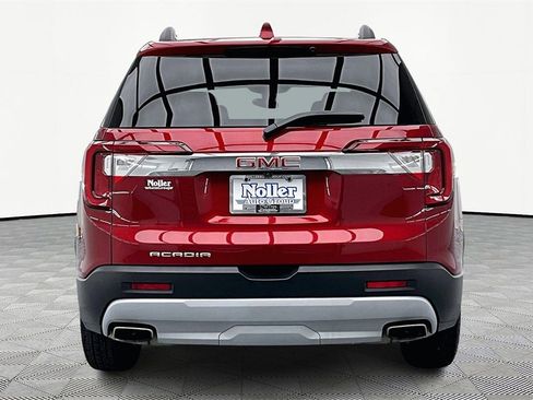 Used 2023 GMC Acadia SLE w/ Driver Convenience Package image 4