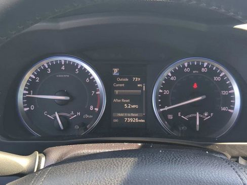 Used 2017 Toyota Highlander Limited image 27