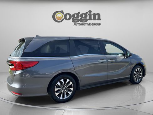 Certified 2024 Honda Odyssey EX-L image 6
