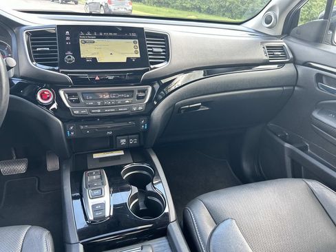 Used 2022 Honda Pilot Elite image 24