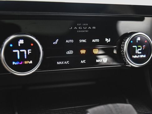 Used 2023 Jaguar XF R-Dynamic SE image 23