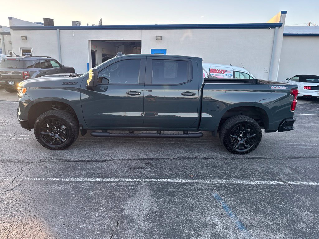 Used 2025 Chevrolet Silverado 1500 LT Trail Boss w/ Convenience Package II AWD/4WD image 7
