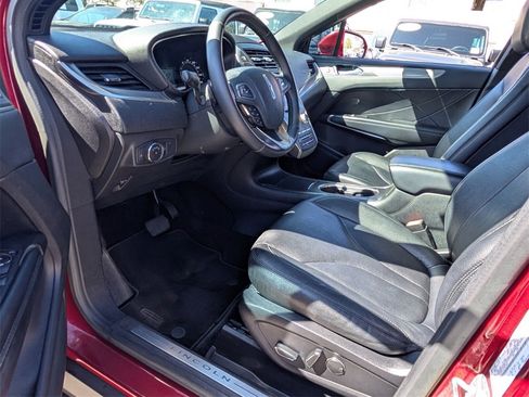 Used 2015 Lincoln MKC FWD image 11