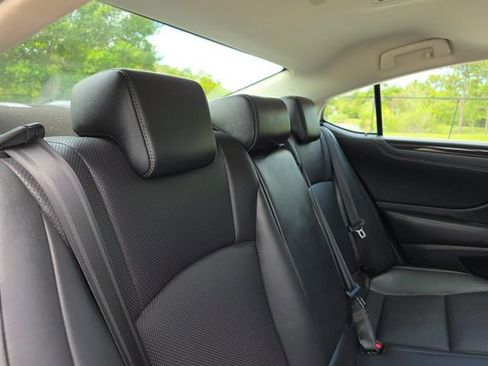 Used 2020 Lexus ES 350 w/ Premium Package image 14