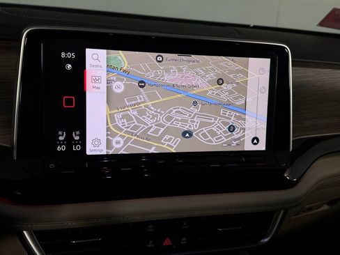 Used 2024 Volkswagen Atlas SEL Premium R-Line image 19