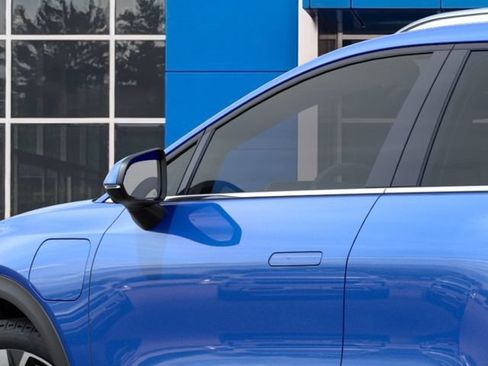 New 2026 Chevrolet Equinox EV LT w/ Convenience Package II FWD image 12