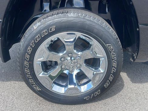 Used 2020 RAM 1500 Big Horn AWD/4WD image 11