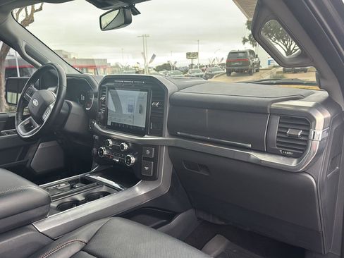 Used 2021 Ford F150 Lariat w/ Equipment Group 502A High image 17