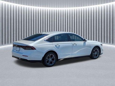 Certified 2025 Honda Accord EX-L image 6