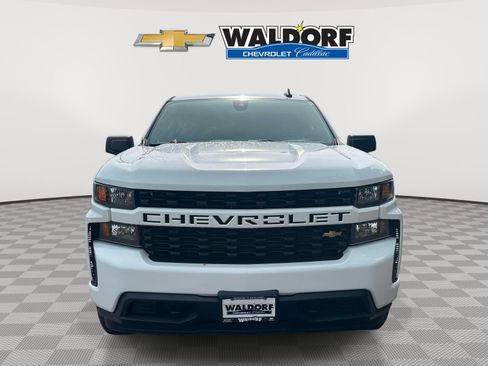 Used 2022 Chevrolet Silverado 1500 Custom w/ Safety Confidence Package AWD/4WD image 2
