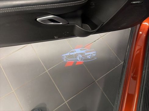 Used 2023 Dodge Challenger R/T image 9