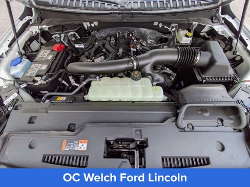 Certified 2026 Lincoln Navigator Reserve AWD/4WD image 6
