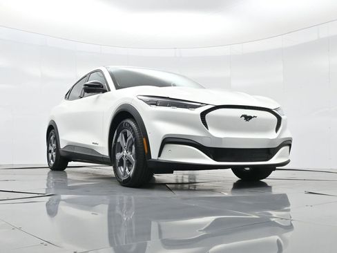 Used 2023 Ford Mustang Mach-E Select image 45