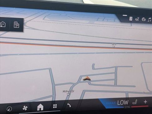 New 2026 BMW X6 xDrive40i w/ Premium Package image 11