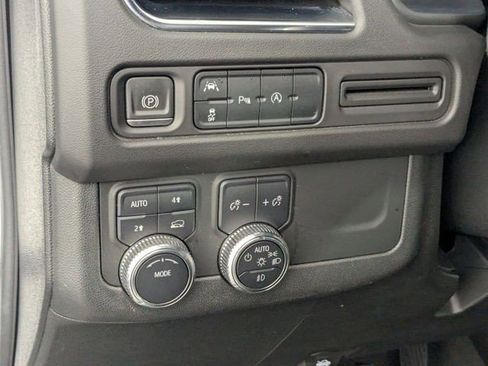 Certified 2023 GMC Yukon XL SLE w/ Gmc Pro Safety Plus Package image 14