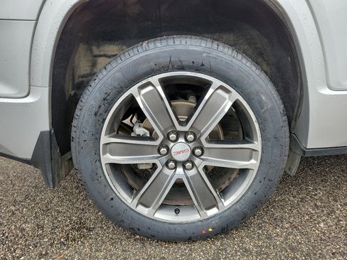 Used 2018 GMC Acadia Denali w/ Technology Package image 26