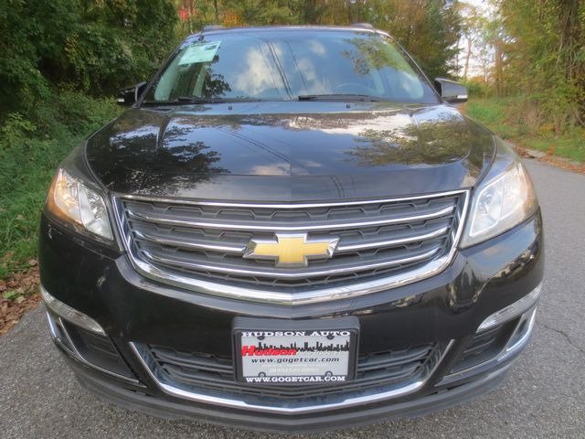Used 2017 Chevrolet Traverse LT AWD/4WD image 3