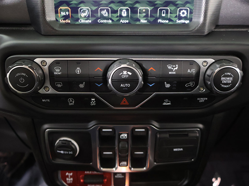 Used 2023 Jeep Gladiator Mojave w/ LED Lighting Group AWD/4WD image 44