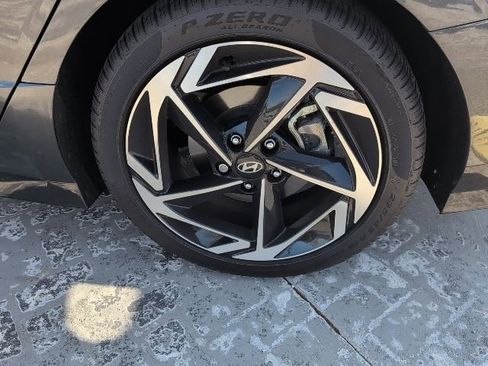 Used 2024 Hyundai Sonata SEL w/ Convenience Package image 13