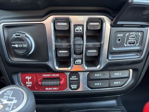 New 2026 Jeep Wrangler Unlimited Rubicon 392 w/ Quick Order Package 27X Moab AWD/4WD image 17