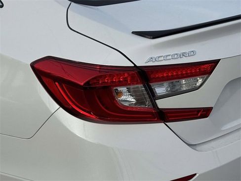 Certified 2022 Honda Accord Sport image 9