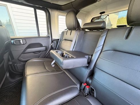 Used 2023 Jeep Wrangler Unlimited Sahara w/ Cold Weather Group AWD/4WD image 46