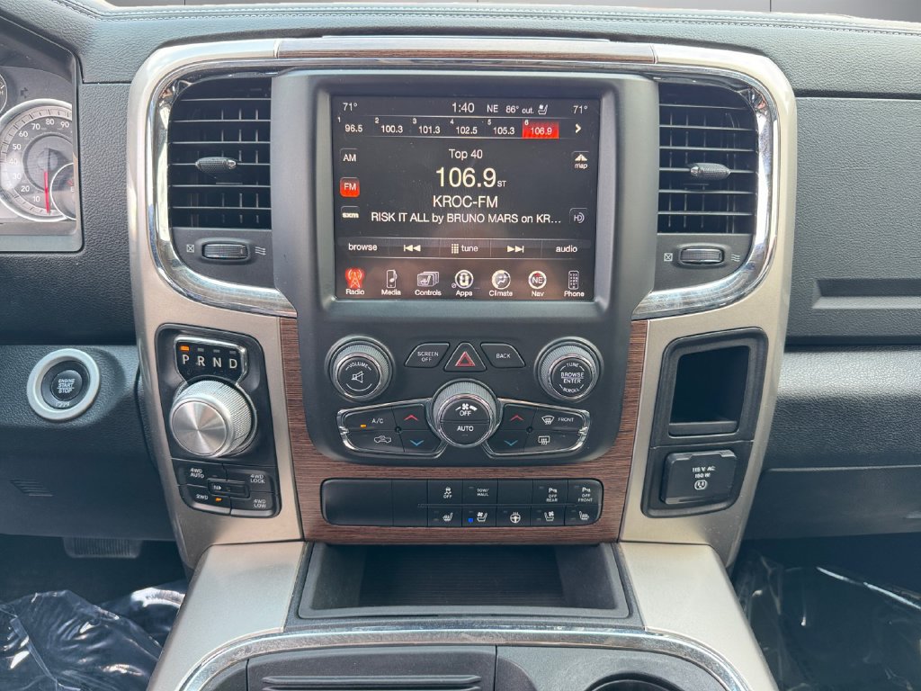 Used 2017 RAM 1500 Laramie w/ Convenience Group AWD/4WD image 15