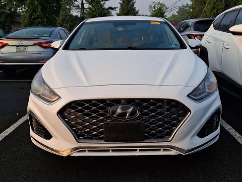 Used 2019 Hyundai Sonata SEL w/ Tech Package 02 FWD image 3
