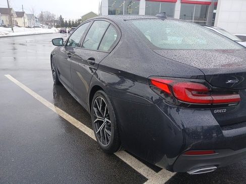 Used 2022 BMW 540i xDrive w/ Executive Package image 3