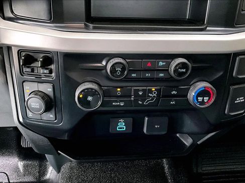 Used 2025 Ford F350 XLT AWD/4WD image 15