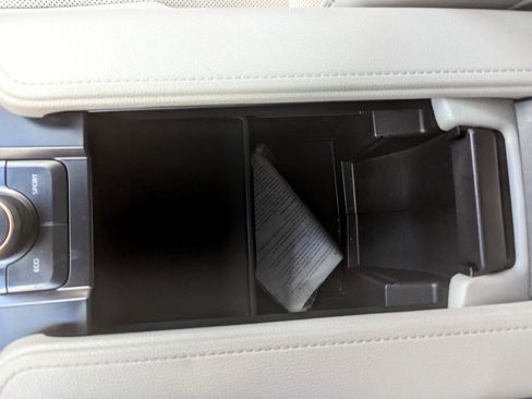 Used 2024 Toyota Grand Highlander AWD Hybrid image 33