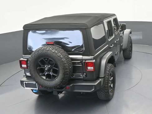 Used 2024 Jeep Wrangler Unlimited AWD/4WD image 55