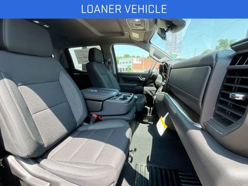 New 2025 GMC Sierra 1500 SLE w/ Preferred Package image 41