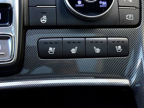 Used 2023 Hyundai Santa Fe Limited AWD/4WD image 27