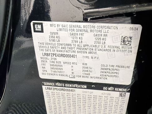 Used 2024 Buick Envision Sport Touring image 18