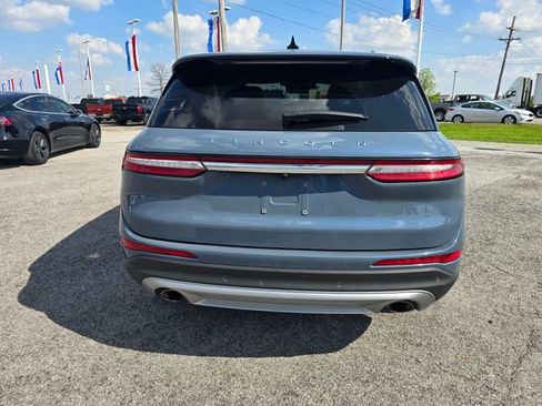 Used 2023 Lincoln Corsair AWD image 4