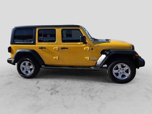 Used 2019 Jeep Wrangler Unlimited Sport S image 9