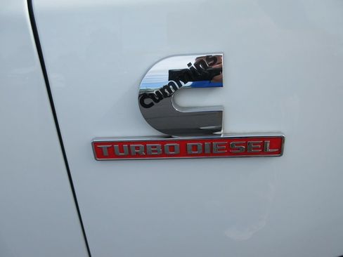 Used 2024 RAM 2500 Big Horn w/ Off Road Package AWD/4WD image 12