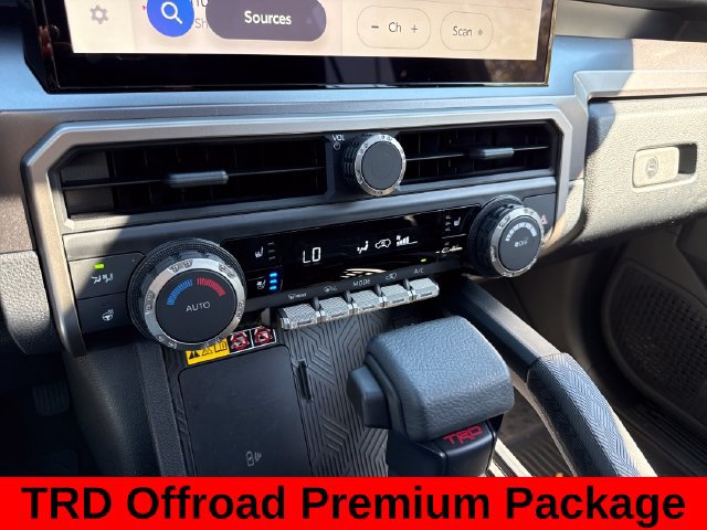 Used 2026 Toyota 4Runner TRD Off-Road Premium AWD/4WD image 15