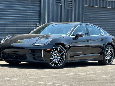 New 2026 Porsche Panamera image 1