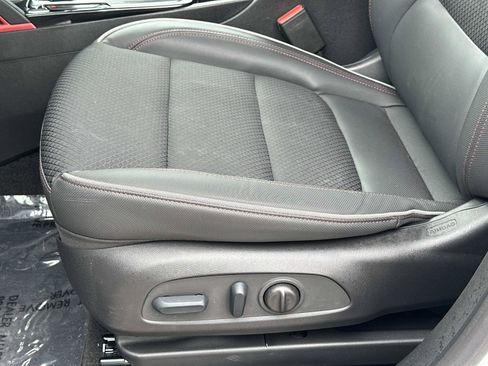Certified 2023 Chevrolet TrailBlazer RS w/ Convenience Package FWD image 17