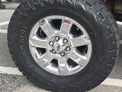 Used 2014 Ford F150 XLT w/ XLT Chrome Package RWD image 12