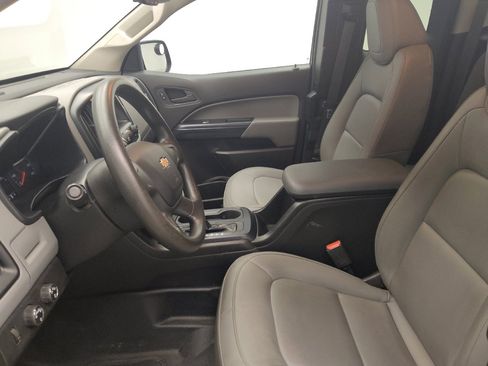 Used 2016 Chevrolet Colorado W/T AWD/4WD image 17