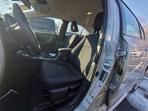 Used 2024 Toyota Corolla LE image 5