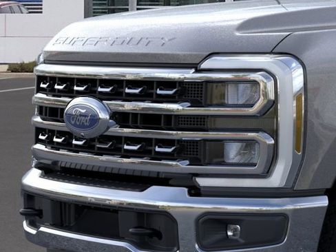 New 2026 Ford F350 XLT w/ XLT Premium Package AWD/4WD image 17
