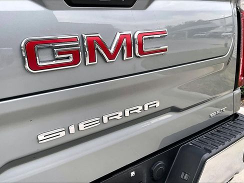 Used 2024 GMC Sierra 1500 SLT image 33