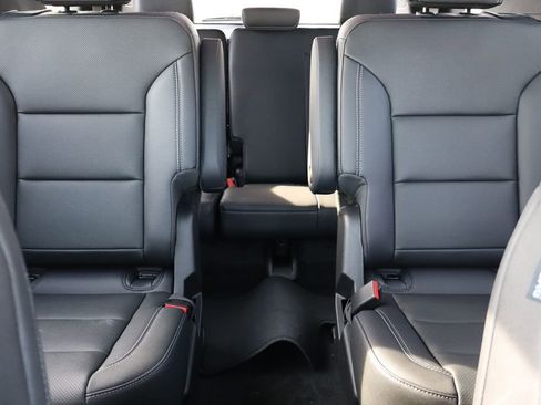 New 2026 Chevrolet Traverse LT w/ Midnight/Sport Edition image 37