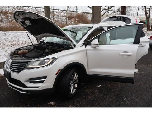 Used 2015 Lincoln MKC AWD w/ Equipment Group 101A Select image 18
