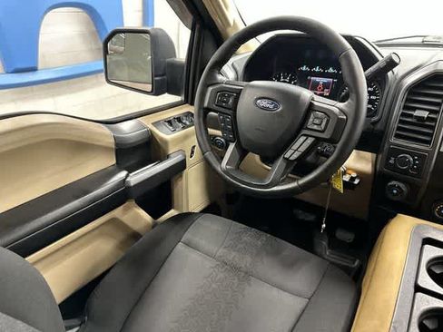 Used 2019 Ford F150 XLT w/ Equipment Group 302A Luxury AWD/4WD image 12