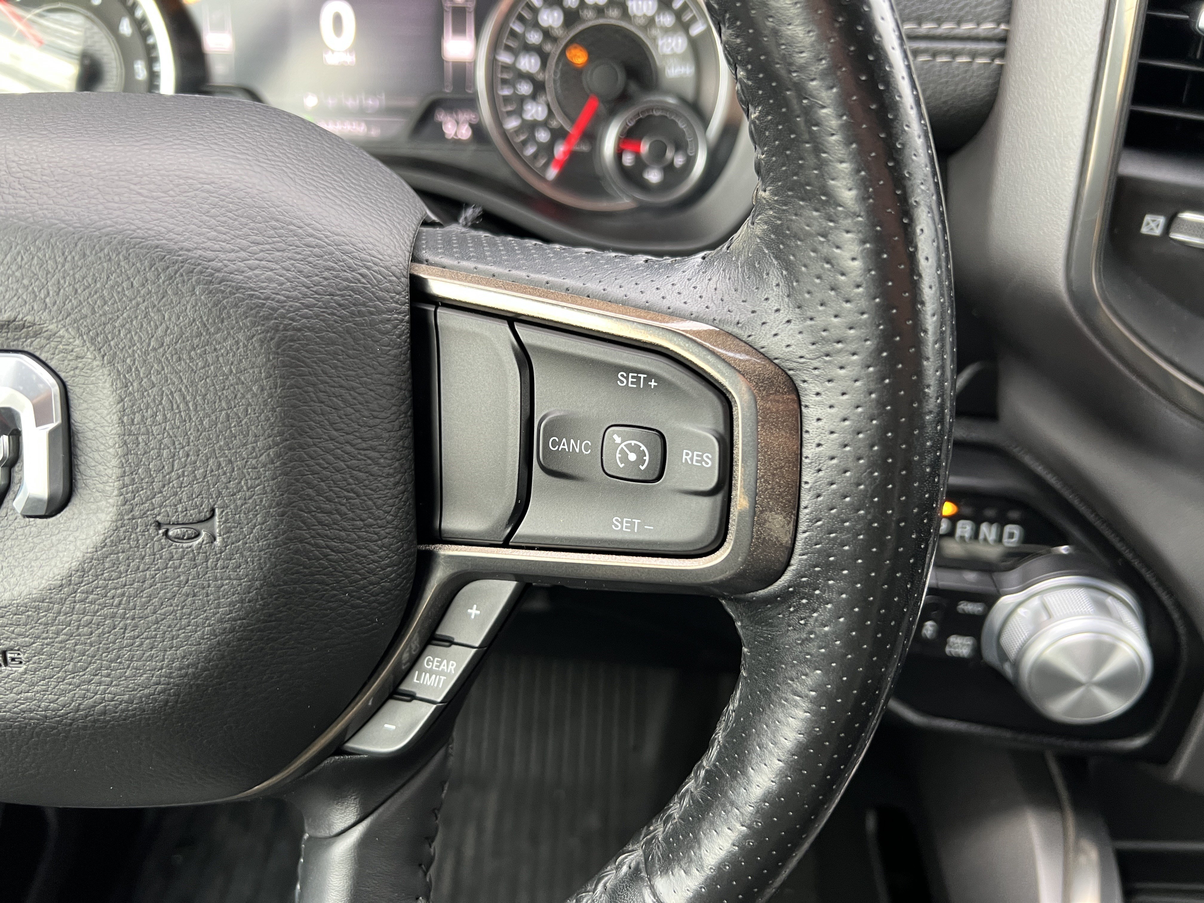 Used 2020 RAM 1500 Sport w/ Level 2 Equipment Goup w/2_L AWD/4WD image 24